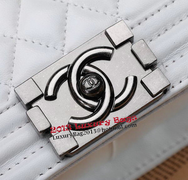 Chanel Boy Flap Shoulder Bag White Original Calfskin Leather CHA67086 Silver Chanel Boy Flap Shoulder Bag White Original Calfskin Leather CHA67086 Silver