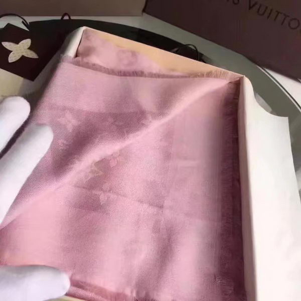 Louis Vuitton Scarf LVS92110A Louis Vuitton Scarf LVS92110A