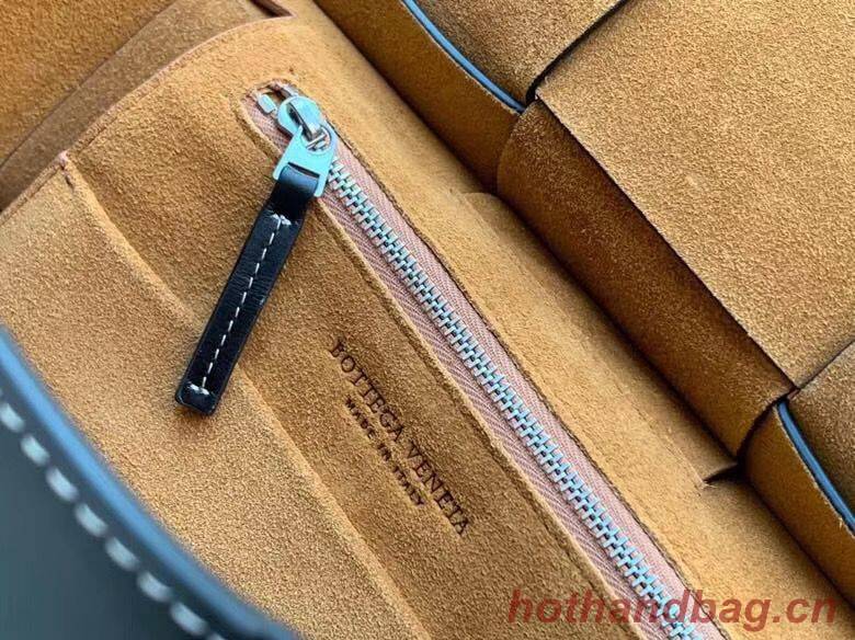 Bottega Veneta Original Weave Leather Arco Top Handle Bag 70013 Black Bottega Veneta Original Weave Leather Arco Top Handle Bag 70013 Black