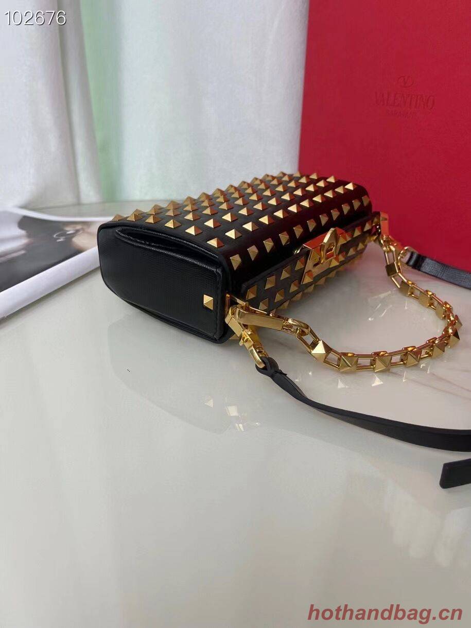 VALENTINO GARAVANI Rockstud Alcove Grain calf shoulder bag BV0189 black