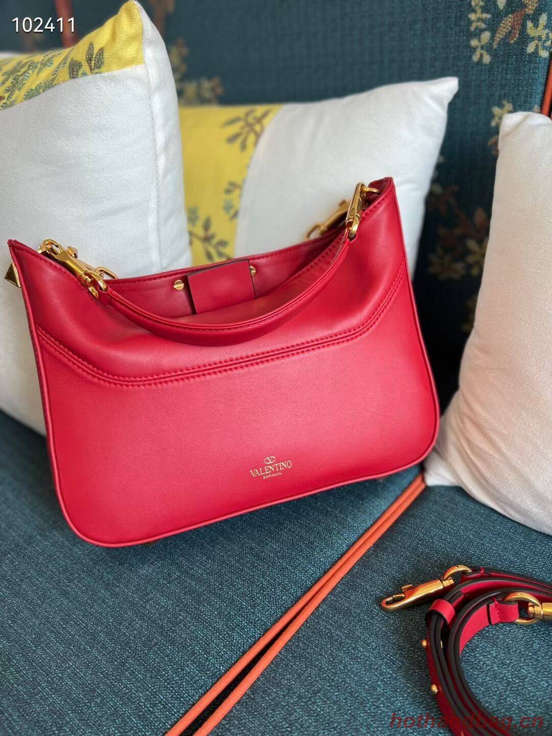 VALENTINO GARAVANI Loco Calf leather bag V2028 red VALENTINO GARAVANI Loco Calf leather bag V2028 red