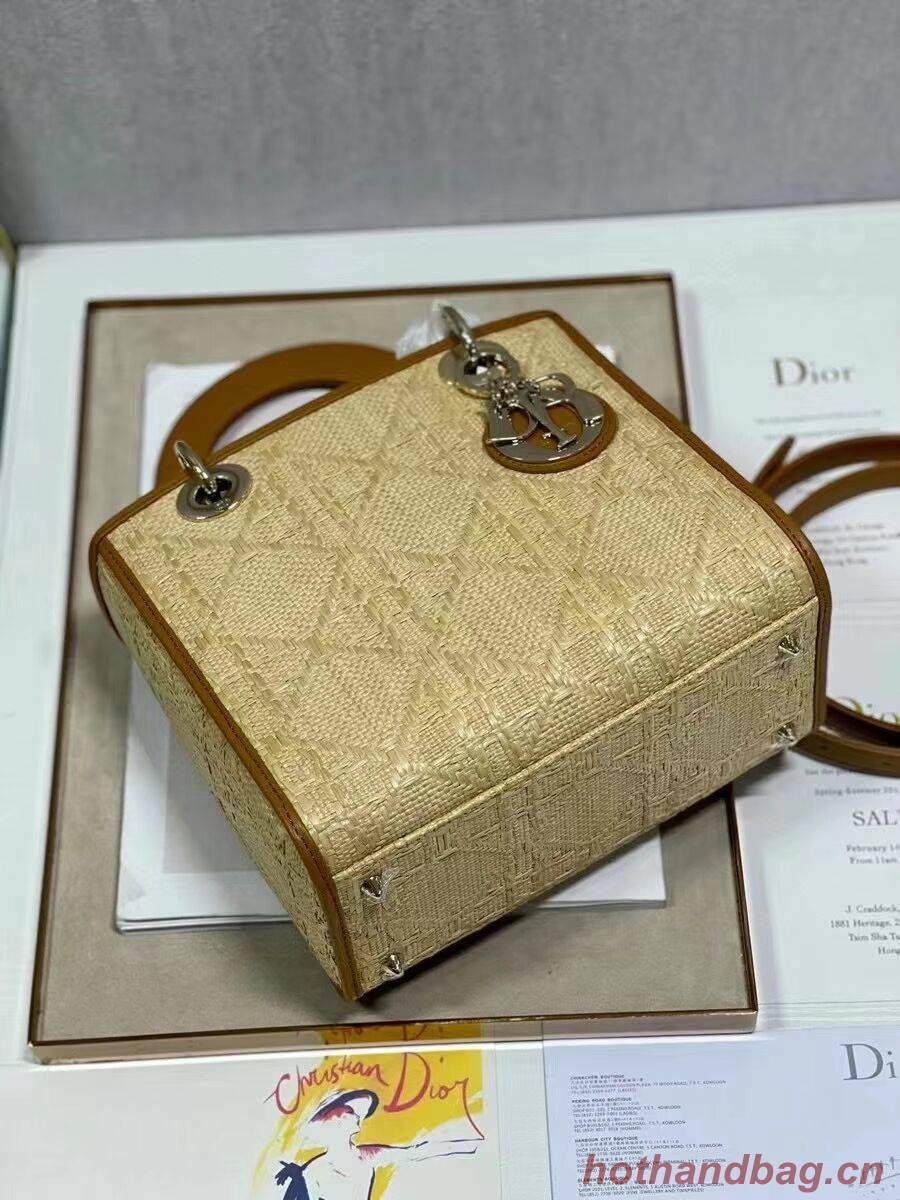 Dior MEDIUM LADY D-LITE BAG C9620 Apricot Dior MEDIUM LADY D-LITE BAG C9620 Apricot