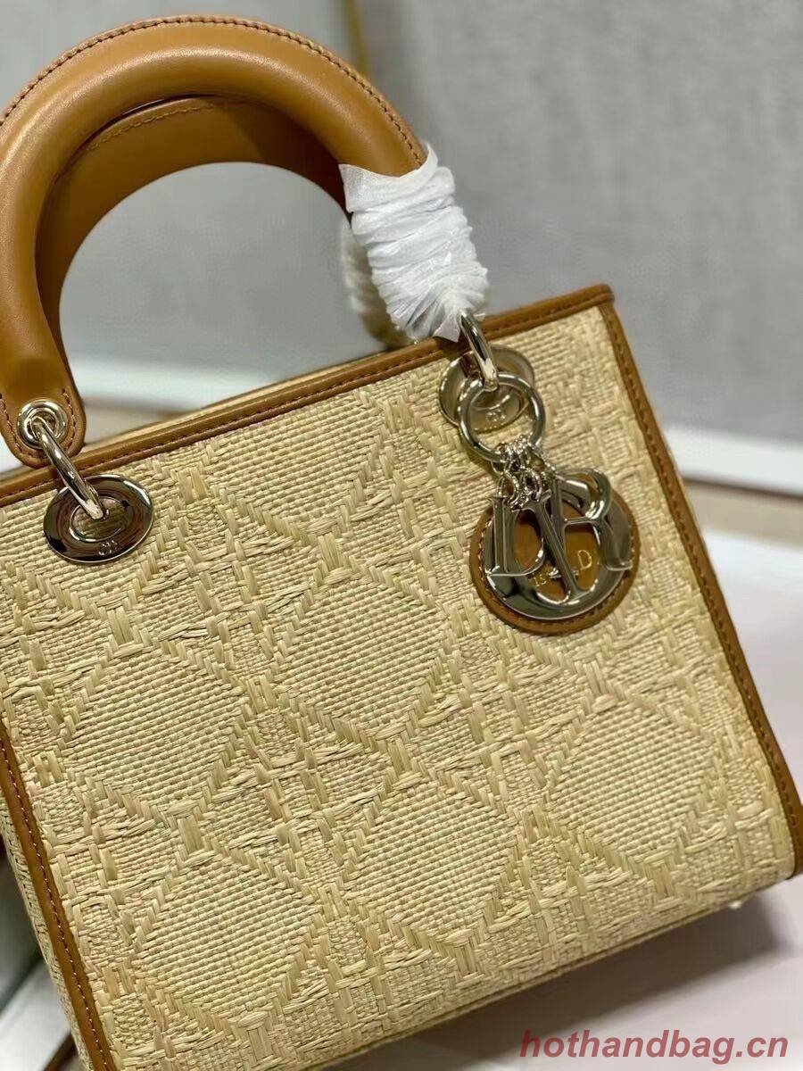 Dior MEDIUM LADY D-LITE BAG C9620 Apricot Dior MEDIUM LADY D-LITE BAG C9620 Apricot