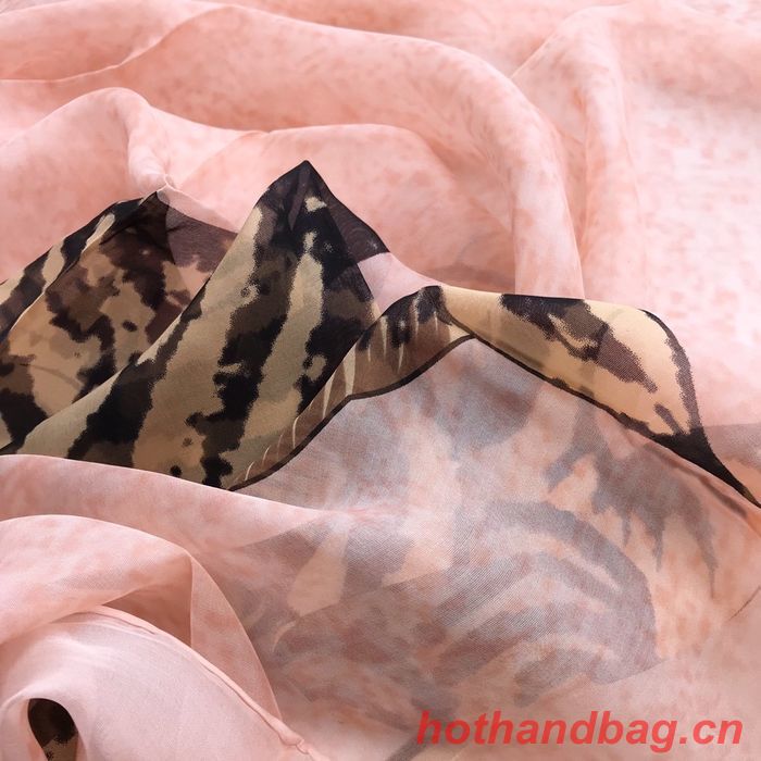 Louis Vuitton Scarf LVC00343