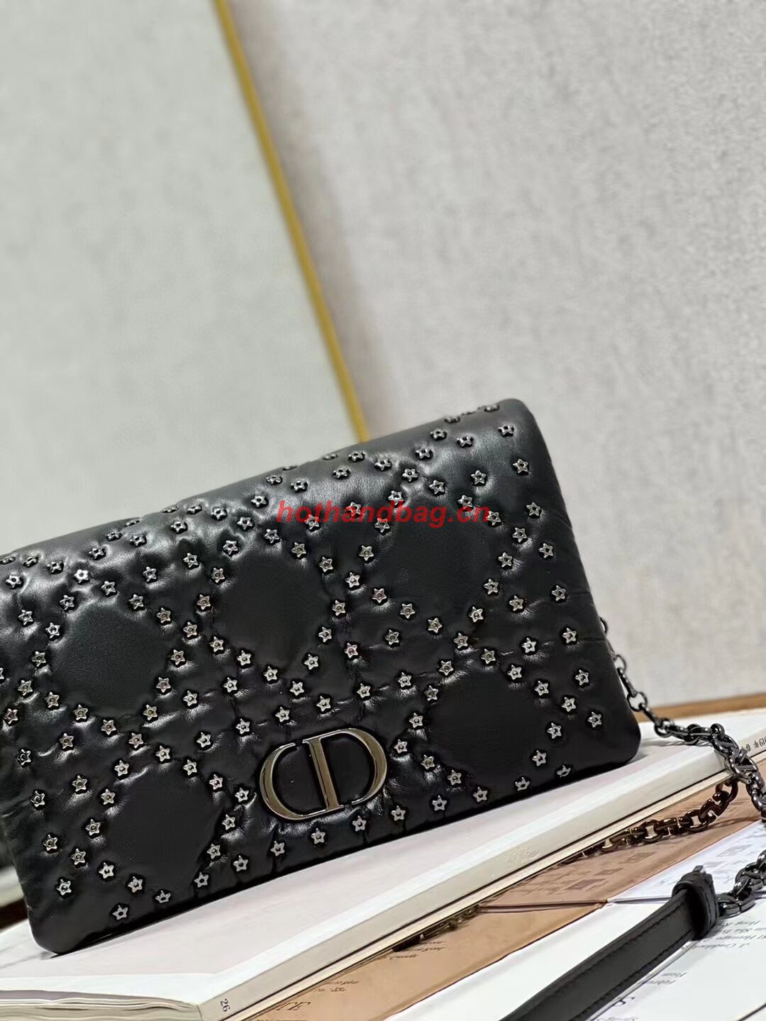 DIOR CARO MACROCANNAGE POUCH Macrocannage Calfskin with Star Motif S5135BB black DIOR CARO MACROCANNAGE POUCH Macrocannage Calfskin with Star Motif S5135BB black