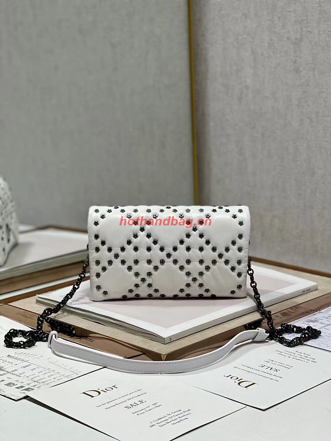 DIOR CARO MACROCANNAGE POUCH Latte Macrocannage Calfskin with Star Motif S5135UNH DIOR CARO MACROCANNAGE POUCH Latte Macrocannage Calfskin with Star Motif S5135UNH