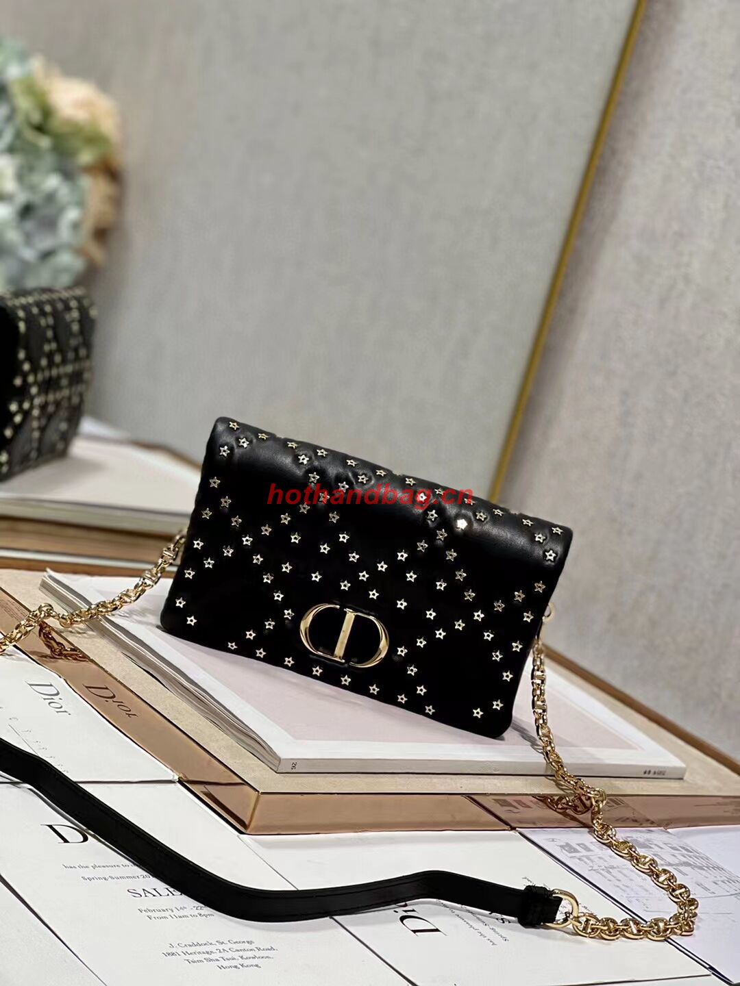 DIOR CARO MACROCANNAGE POUCH Macrocannage Calfskin with Star Motif S5135UNH black&gold DIOR CARO MACROCANNAGE POUCH Macrocannage Calfskin with Star Motif S5135UNH black&gold