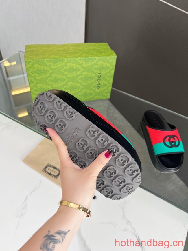 Gucci WOMENS SLIDE SANDAL WITH INTERLOCKING G 93630-2
