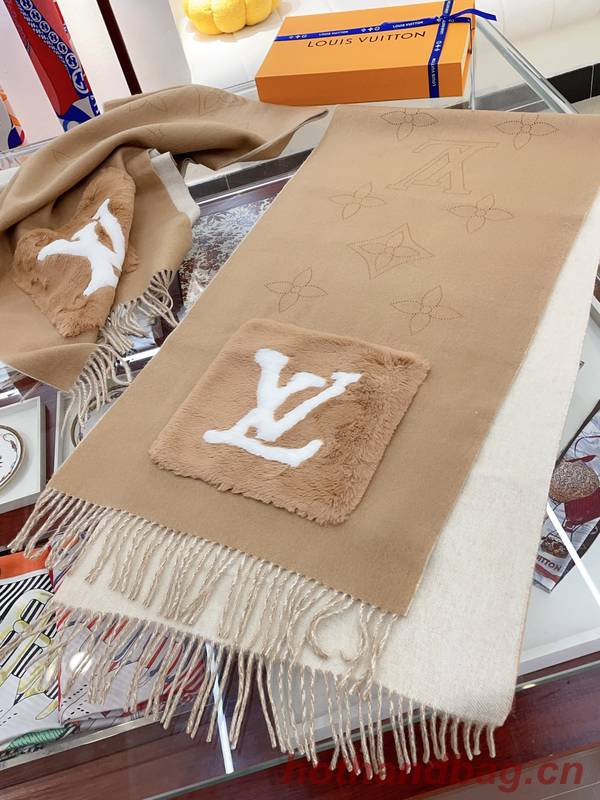Louis Vuitton Scarf LVC00391