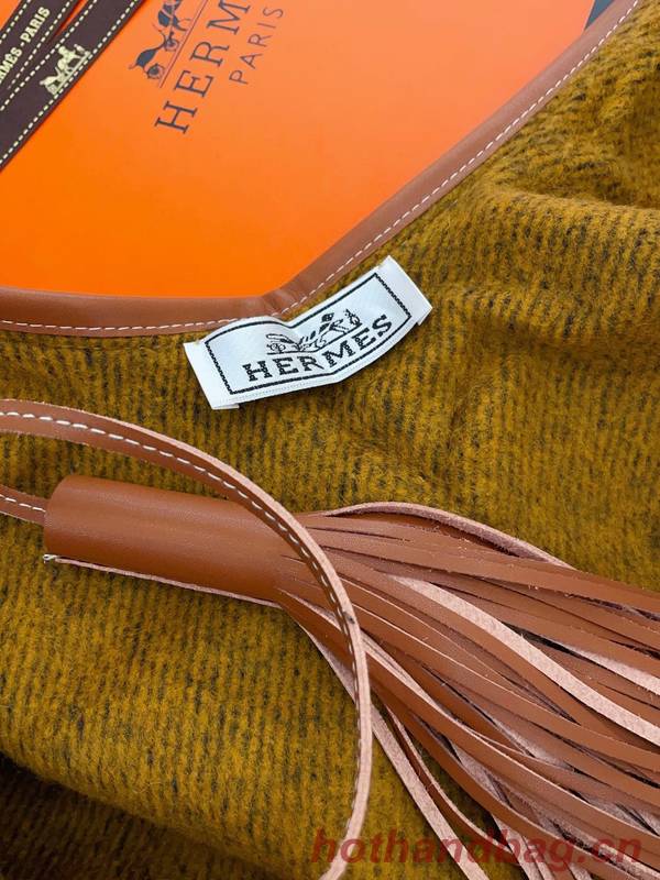 Hermes Cloak HEC00937 Hermes Cloak HEC00937