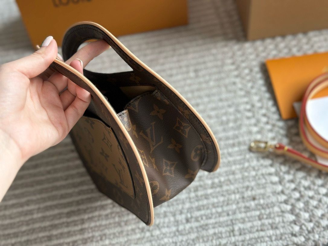 Louis vuitton BOITE CHAPEAU SOUPLE M52298 Louis vuitton BOITE CHAPEAU SOUPLE M52298