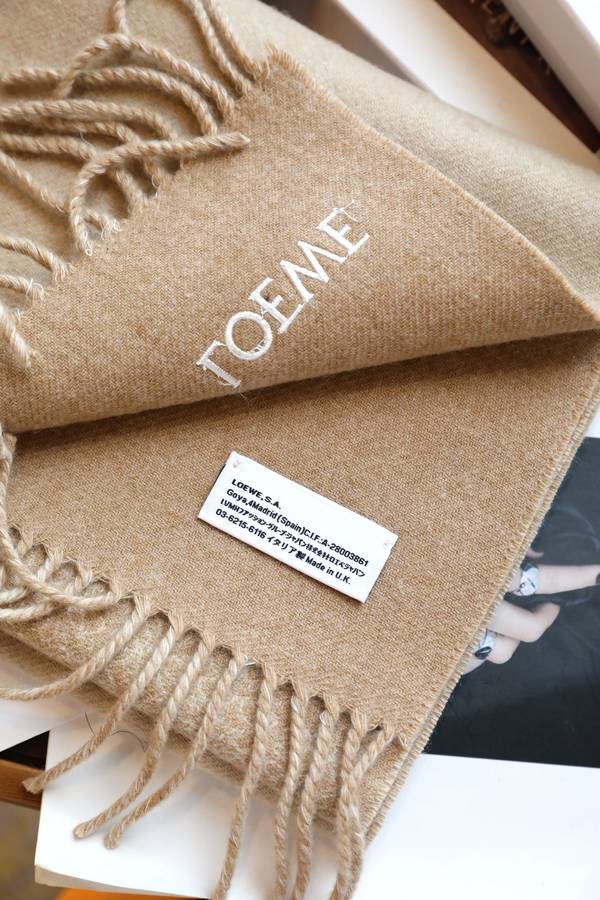 Loewe Scarf LOC00056 Loewe Scarf LOC00056