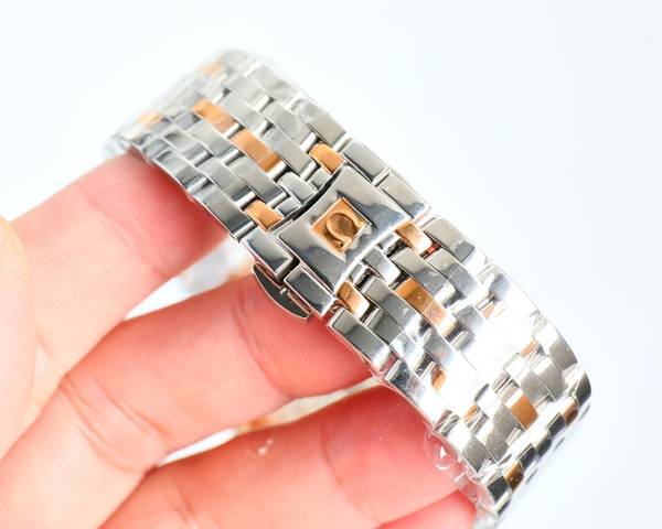 Omega Watch OMW00864-1