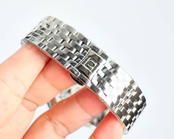 Omega Watch OMW00866-1