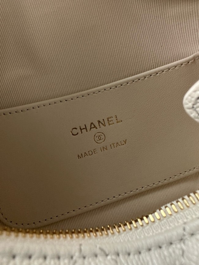 Chanel POUCH AP4584 white