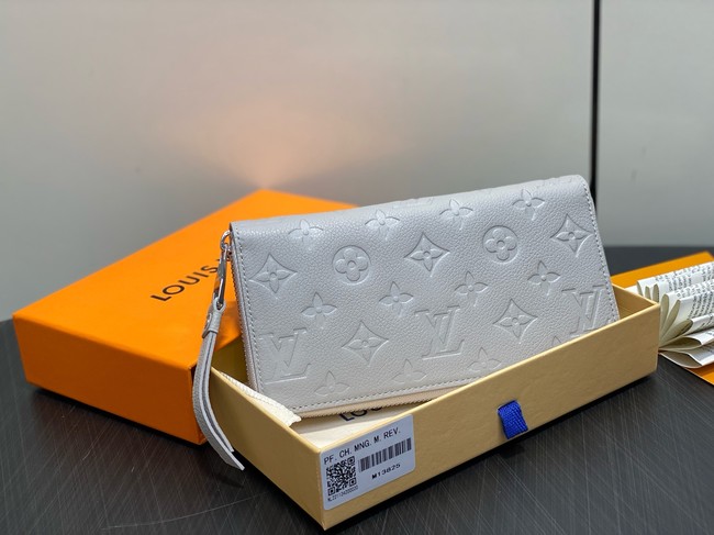 Louis Vuitton Zippy Wallet M13825 Brume
