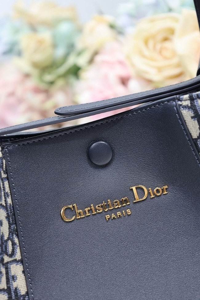 Dior Blue Dior Oblique Jacquard and Smooth Calfskin M2841USKU