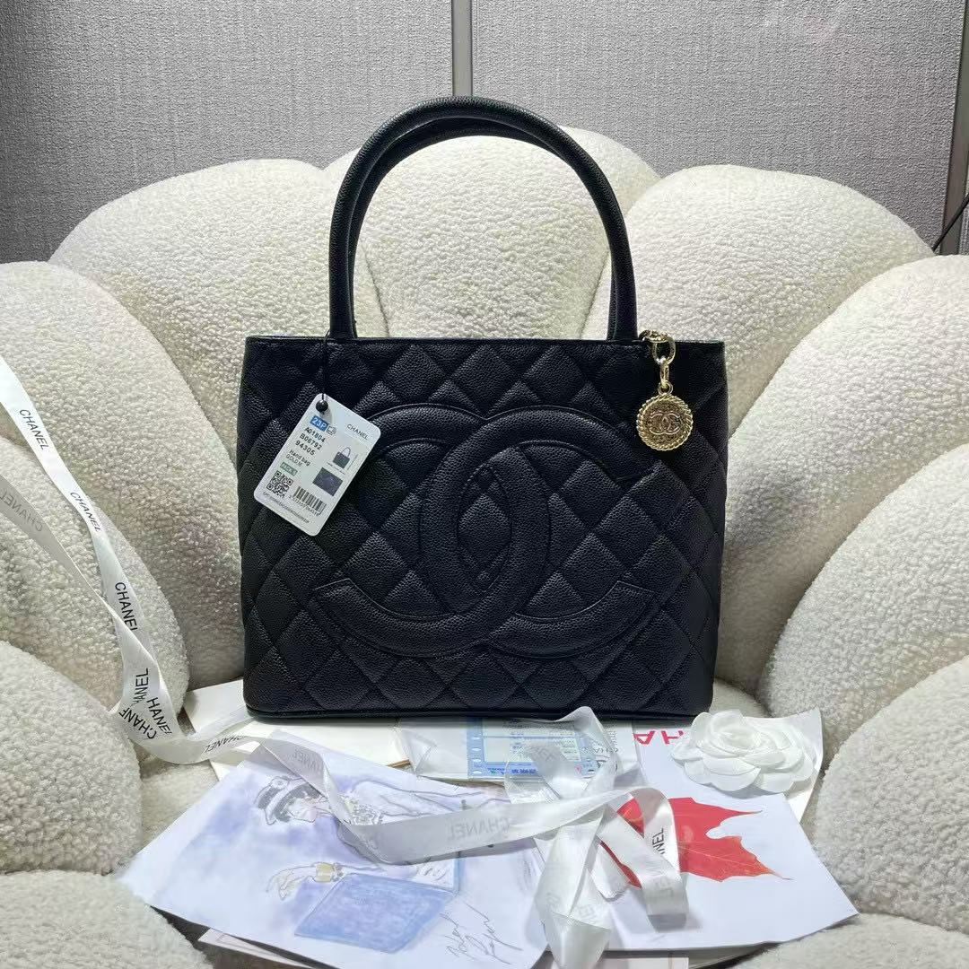 Chanel Grained Calfskin tote Bag AS5573 black