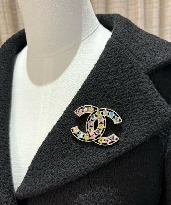 Chanel brooch CE16865