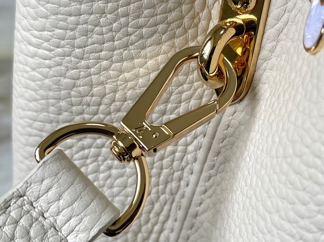 Louis Vuitton Capucines MM M23331 Off-white