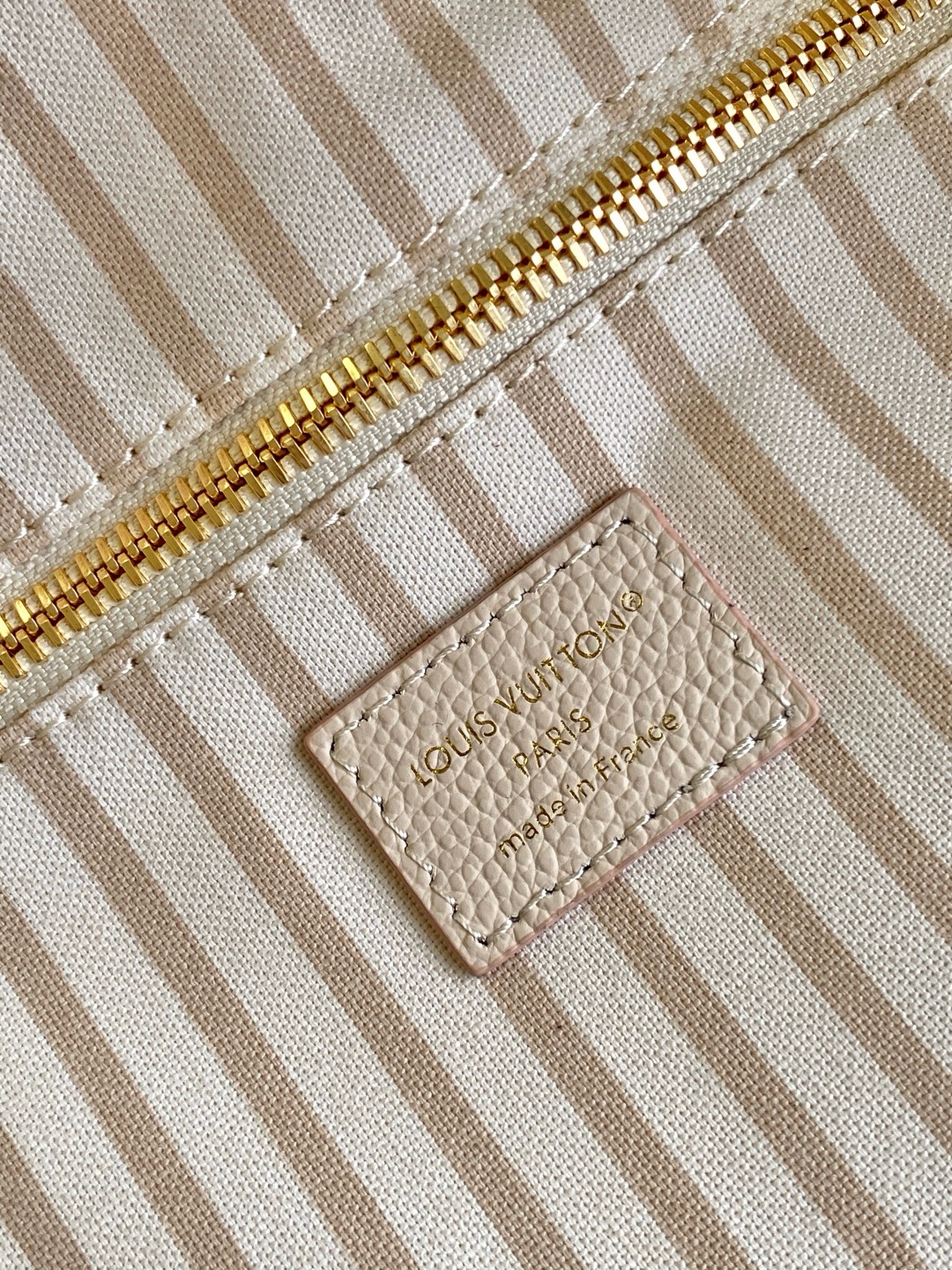 Louis Vuitton NEW Neverfull MM M14285 Eden