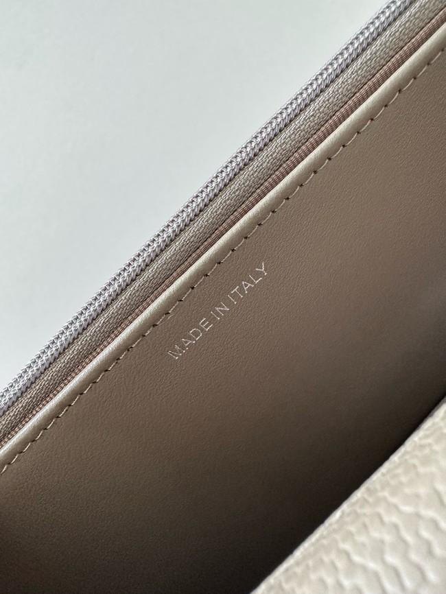 Chanel Classic Wallet On Chain Grained Calfskin AP4241-12