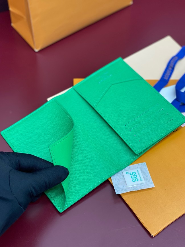 Louis Vuitton Passport Cover M14877 Green