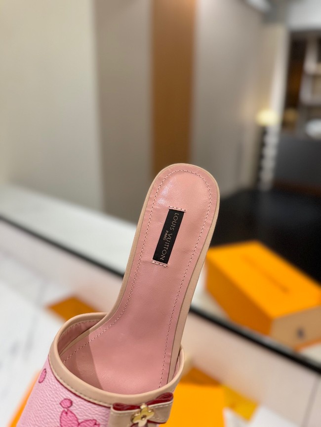 Louis Vuitton Slippers 45001-10
