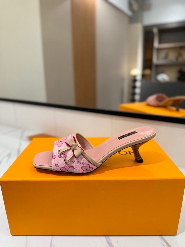 Louis Vuitton Slippers 45001-10