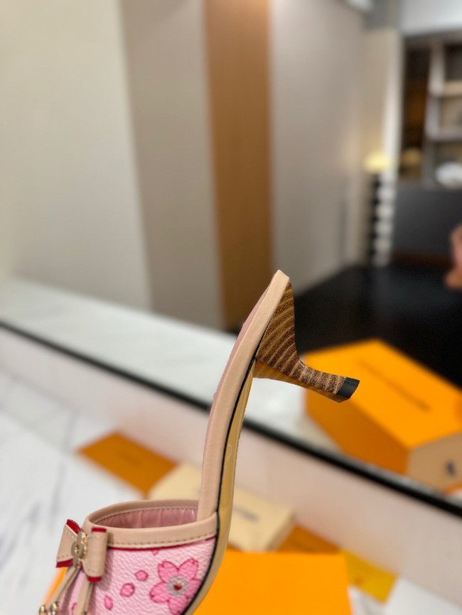 Louis Vuitton Slippers 45001-10