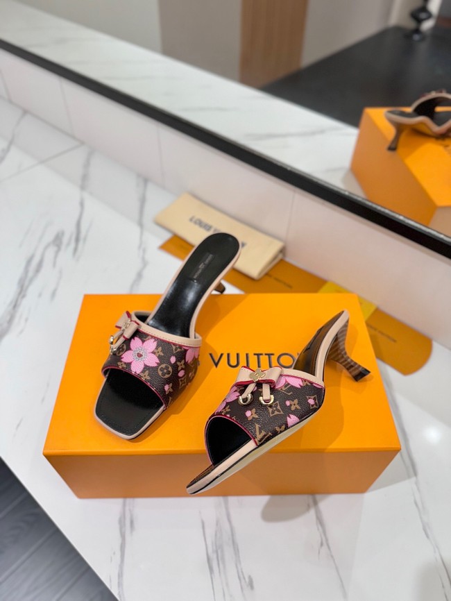 Louis Vuitton Slippers 45001-13