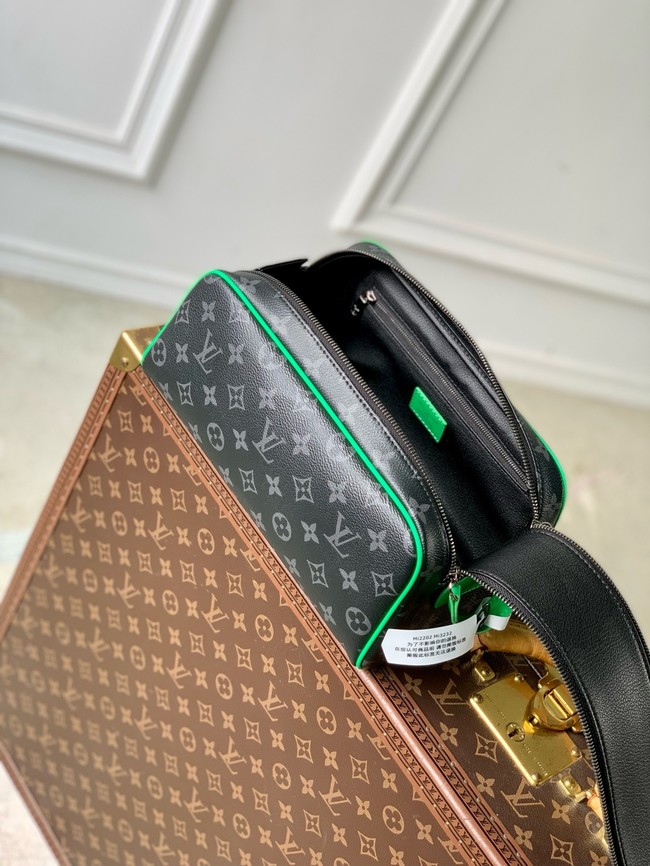 Louis Vuitton Dopp Kit M26433 Black