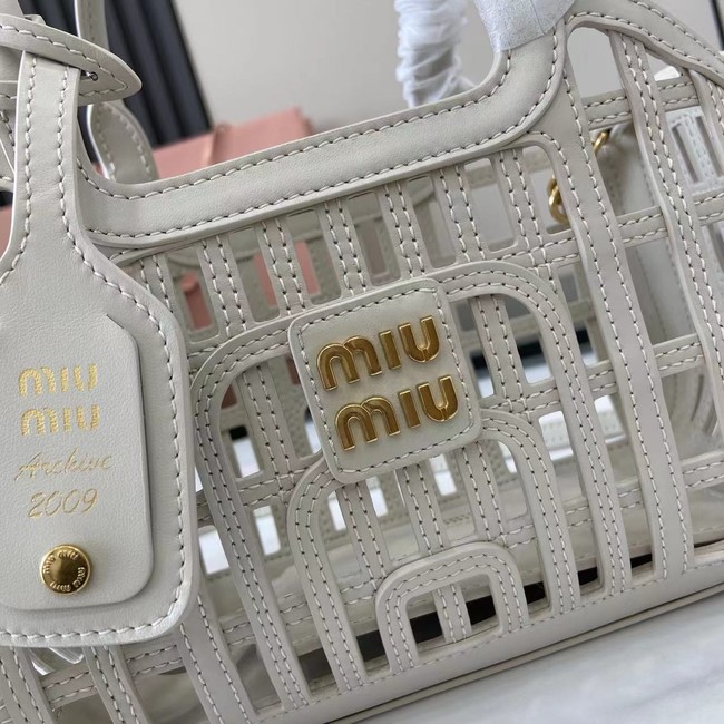 MIUMIU Leather basket 5BA294 white
