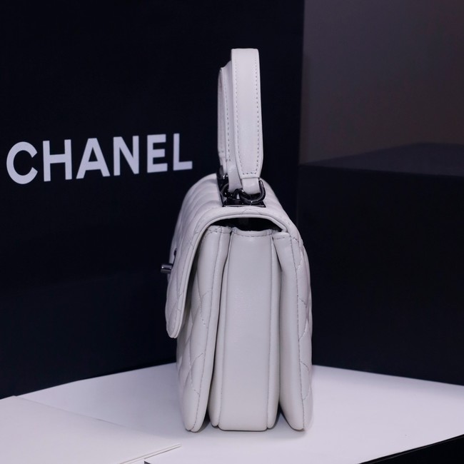 CHANEL mini Flap Bag With Top Handle 4654-1