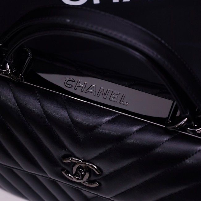 CHANEL small Flap Bag With Top Handle 92236-2