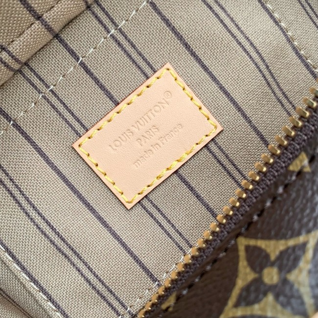 Louis Vuitton NEW Hang On M47031 brown