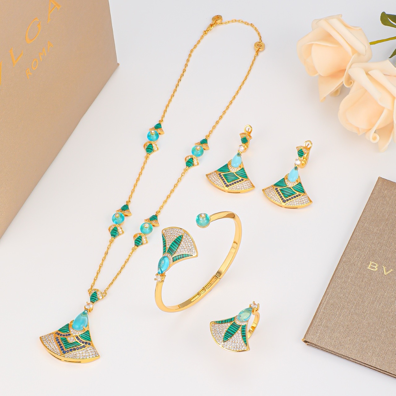 BVLGARI necklace&Bracelet&Earring&ring CE81079