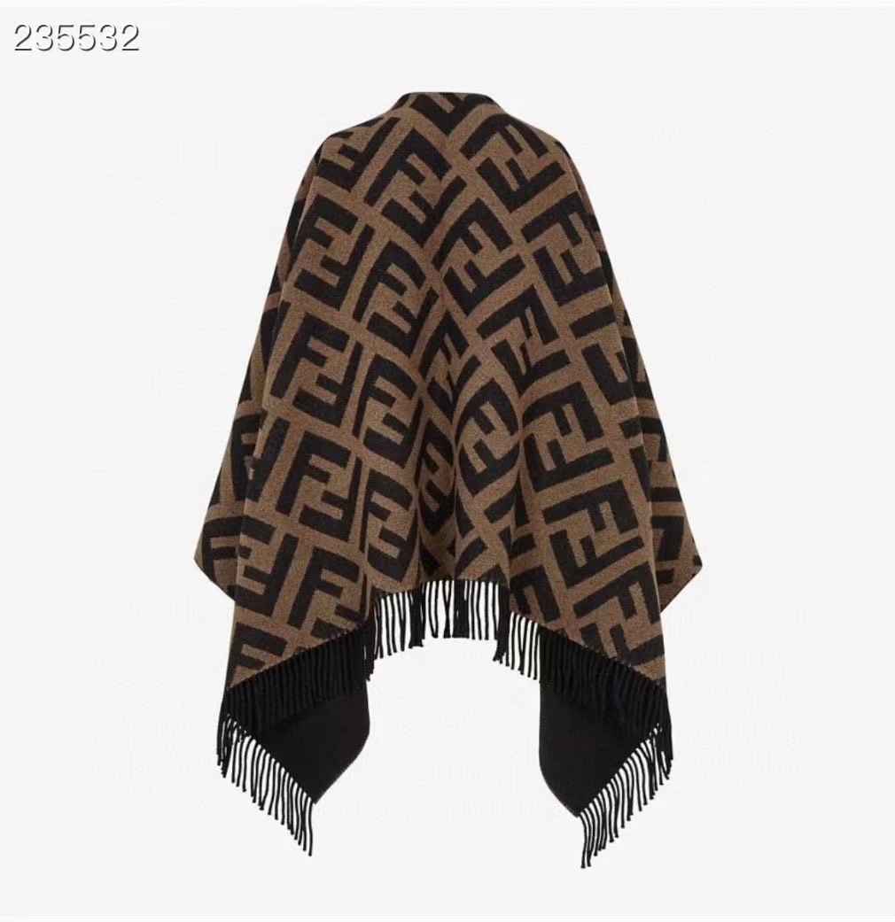 Fendi Cape Double-sided cashmere FDC35915