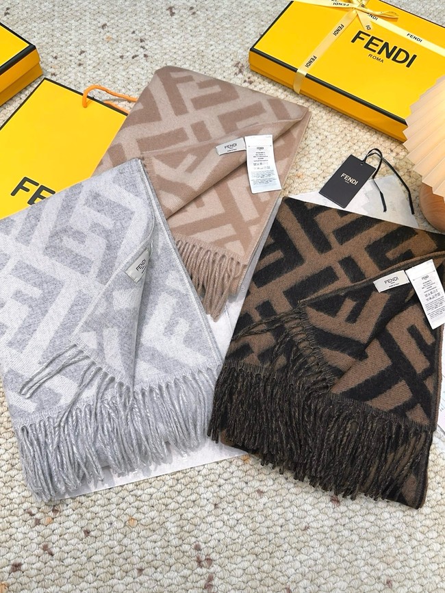 Fendi FF classic pattern cashmere scarf XT262