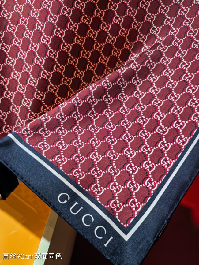 Gucci Square Scarf Silk Jacquard XT2892