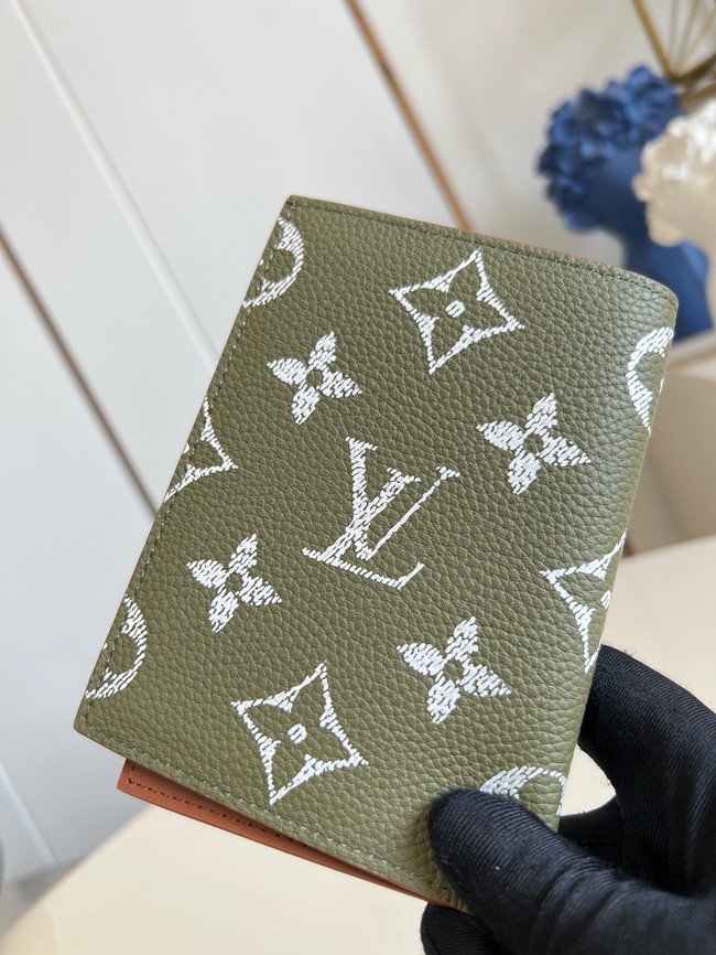Louis Vuitton Passport Cover M26059 Smoke
