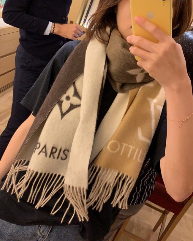 Louis Vuitton Reykjavik Scarf M90897-2