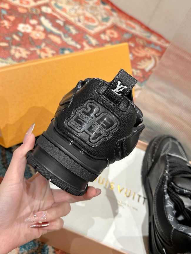Louis Vuitton Trainer Sneaker 45107-4