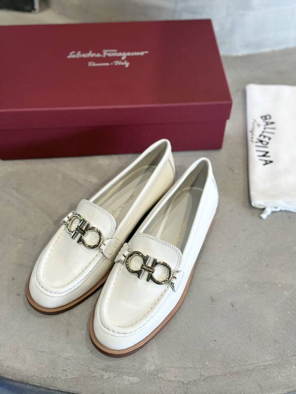 Ferragamo Shoes FMS00097