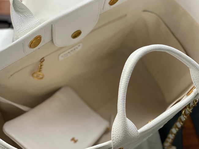 CHANEL Large Tote A66941 white