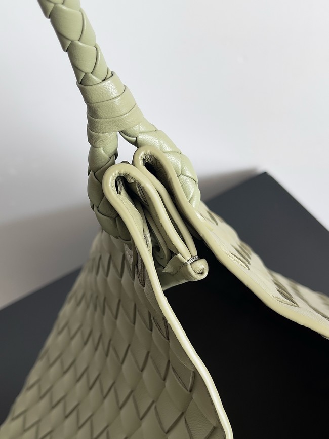 Bottega Veneta Parachute 826212 Pickle&Brass finish