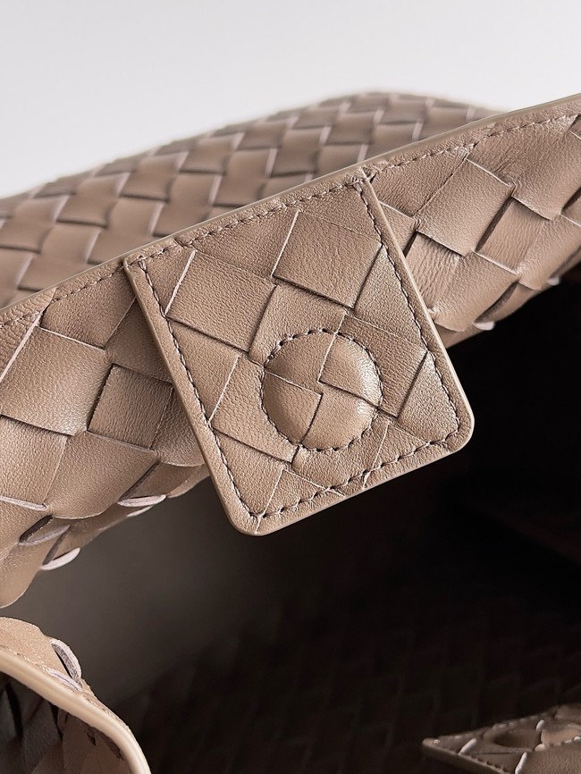 Bottega Veneta Parachute 826212 Pinecone&Brass finish