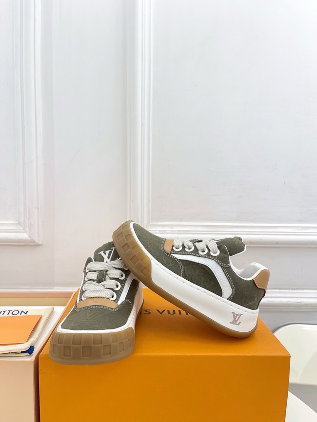 Louis Vuitton Trainer Sneaker 87213-3