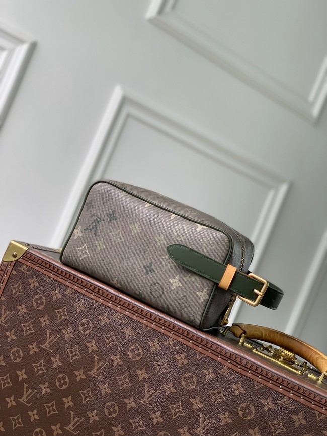 Louis Vuitton Dopp Kit M26963 Khaki