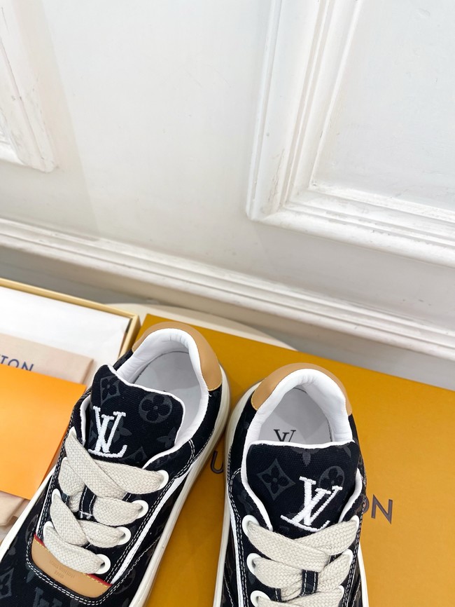 Louis Vuitton Trainer Sneaker 35963-9